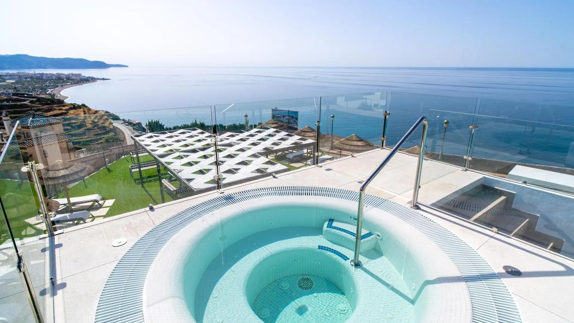 טורוקס Vista Verde - Bayview Hills Luxury Resort With Free Padel & Spa דירה